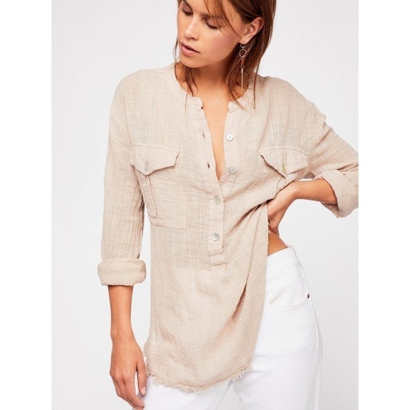 Free People Talk To Me Button Down Raw Hem Top - Picture 2 of 16